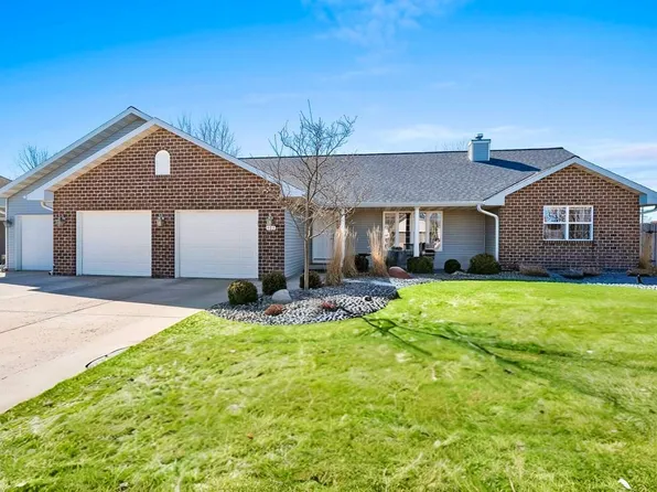 403 Southern Star Ln, De Pere, WI 54115
