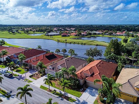 3rd image of 3755 Blue Heron Cir