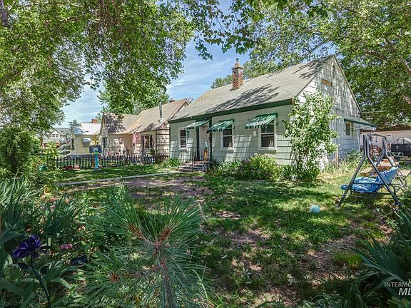 5th image of 222 Murray Ave