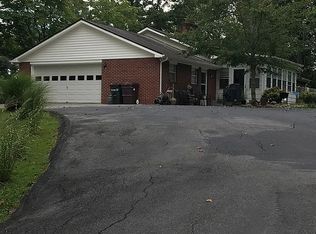 417 Maple Ave, Oliver Springs, TN 37840