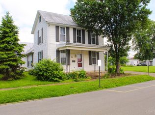 84 Walnut St, Peebles, OH 45660