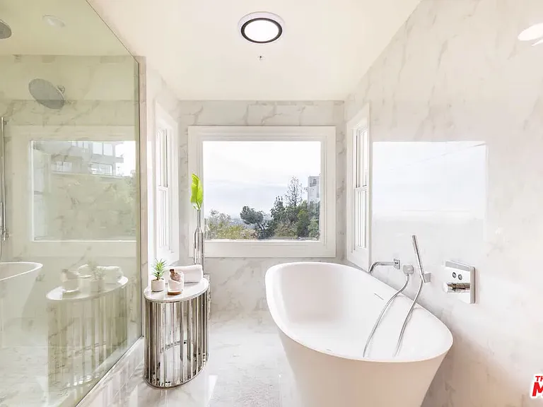 1404 Dawnridge Dr — Photo 38