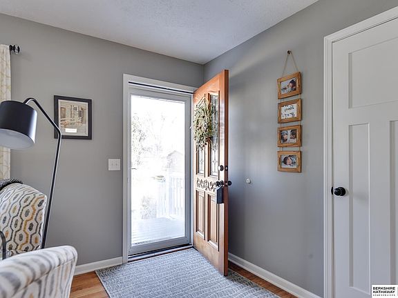 3rd image of 13495 Kingswood Dr