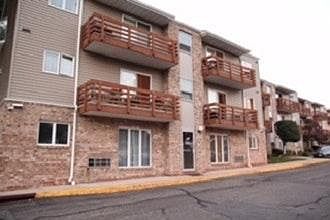 2nd image of 680 Union Ave Unit A2