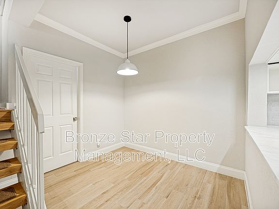 4th image of 5200 Martel Ave Unit 1-13C