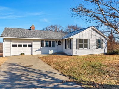 11 Dunbar Rd, Quaker Hill, CT, 06375