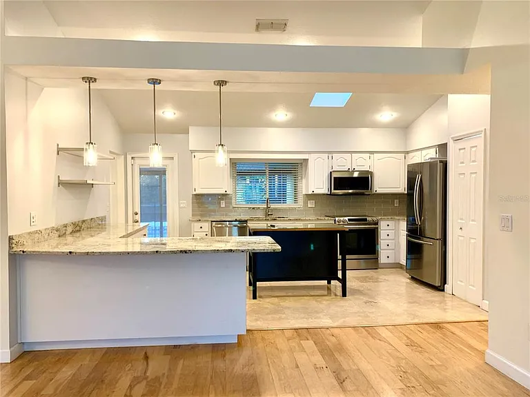 1177 Baltic Ln — Photo 14