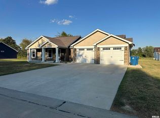 1303 Dew Drop Dr, Marion, IL 62959