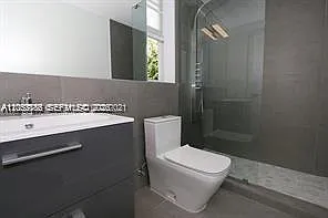 600 15th St #6 — Photo 12