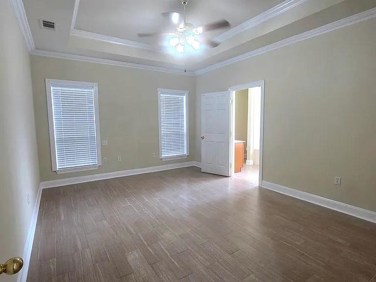 282 Allan Dr — Photo 14