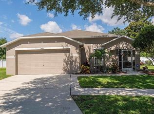 16810 Hawkglen Pl, Lithia, FL 33547