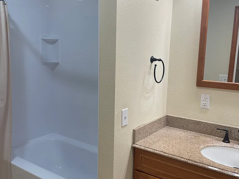 111 Louisiana Ave #2 — Photo 14