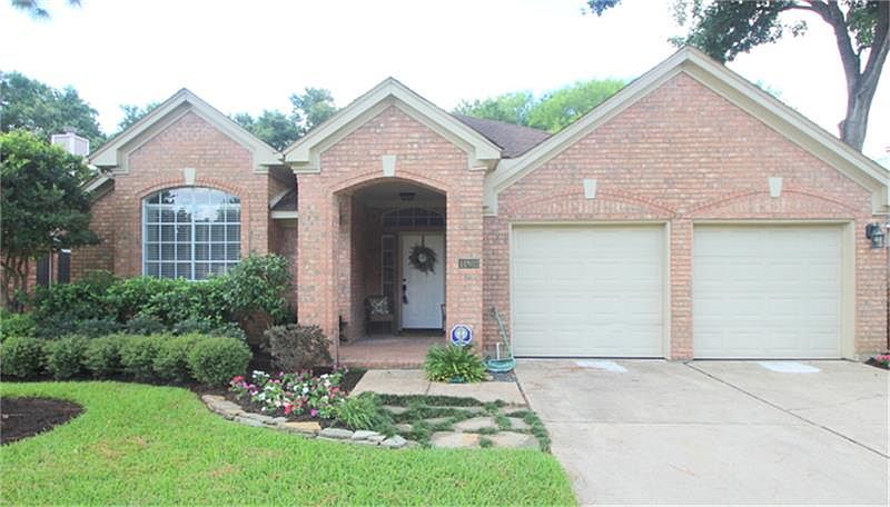 1st image of 14803 Cedar Isle Dr