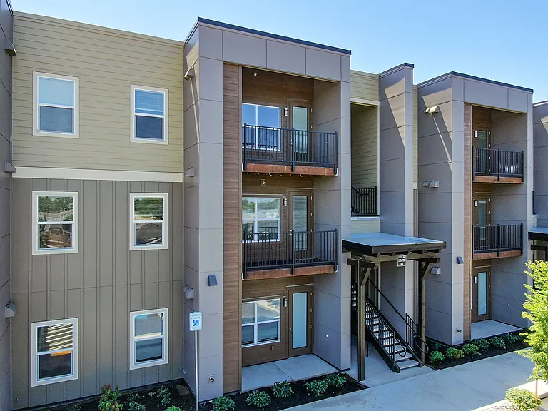 Haven Place Apartments — Photo 24