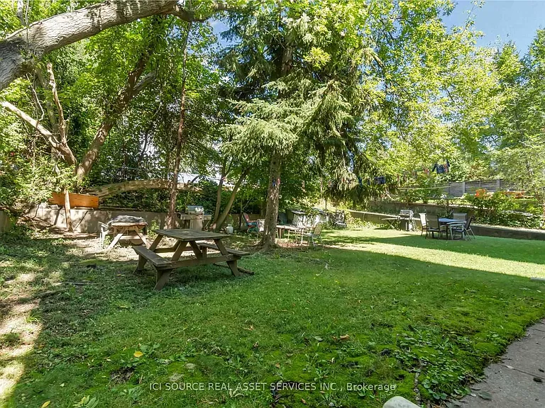 116 Eastwood Rd #2 — Photo 20