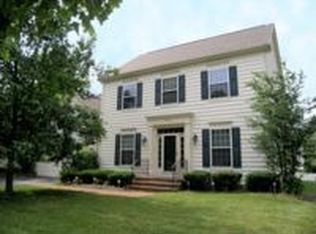7373 Hampsted Sq N, New Albany, OH 43054