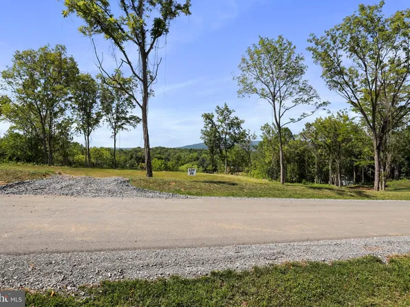 Bella Vista Subdivision Section #2-lot 29, Falling Waters, WV 25419