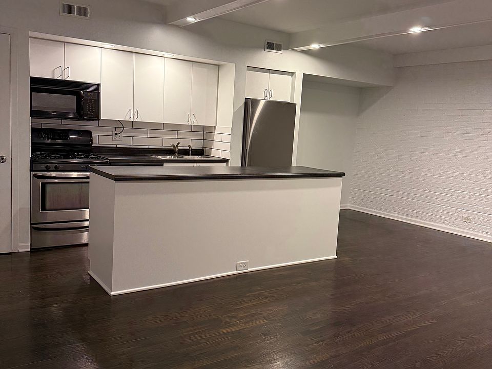 1st image of 303 Kenneth Cir