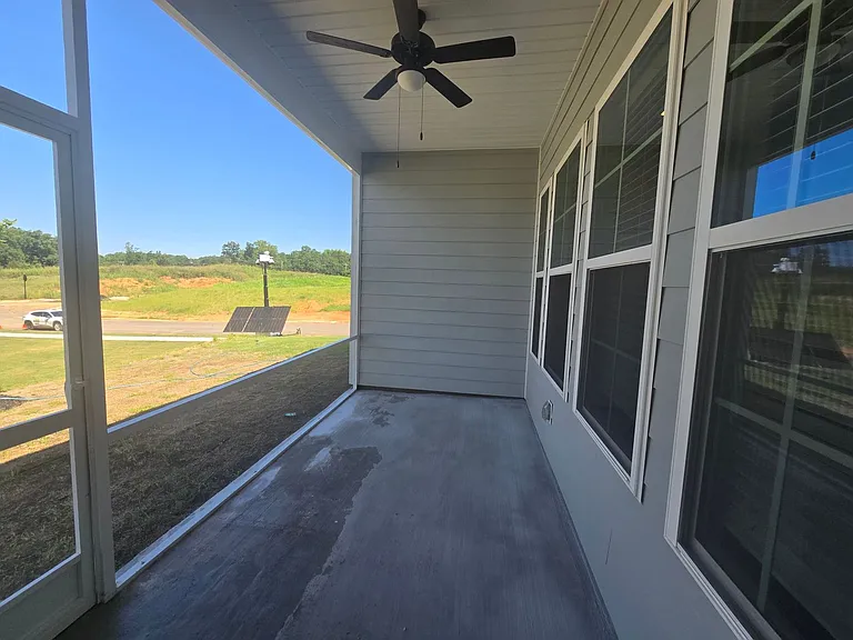 200 Mary Montrose Blvd — Photo 27
