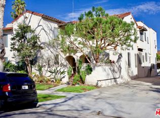 150 N Arnaz Dr, Beverly Hills, CA 90211