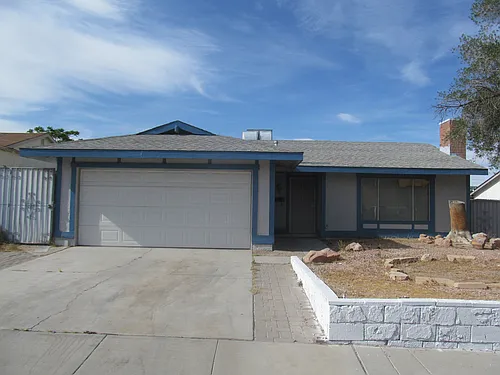 7036 Pinebrook Ct Photo 1