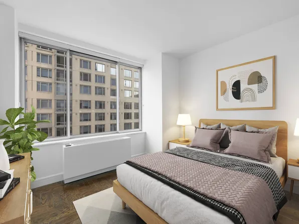 200 Riverside Boulevard image 9 of 11