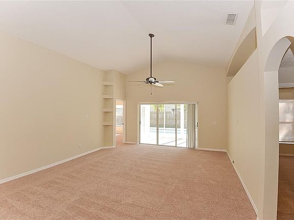 5th image of 175 Brushcreek Dr