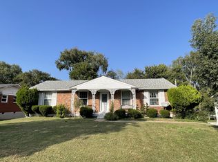 604 Harding Pl, Nashville, TN 37211