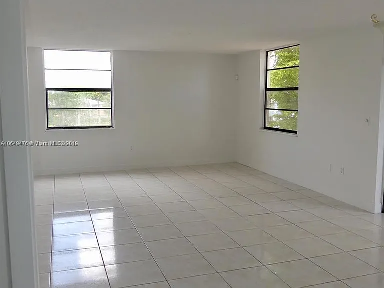 HUGE LIVING ROOM WITH NEW LIGHTING