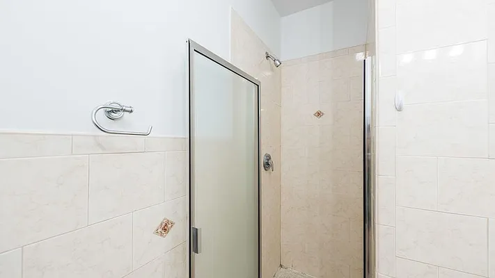 Rented by Nooklyn NYC LLC | media 63