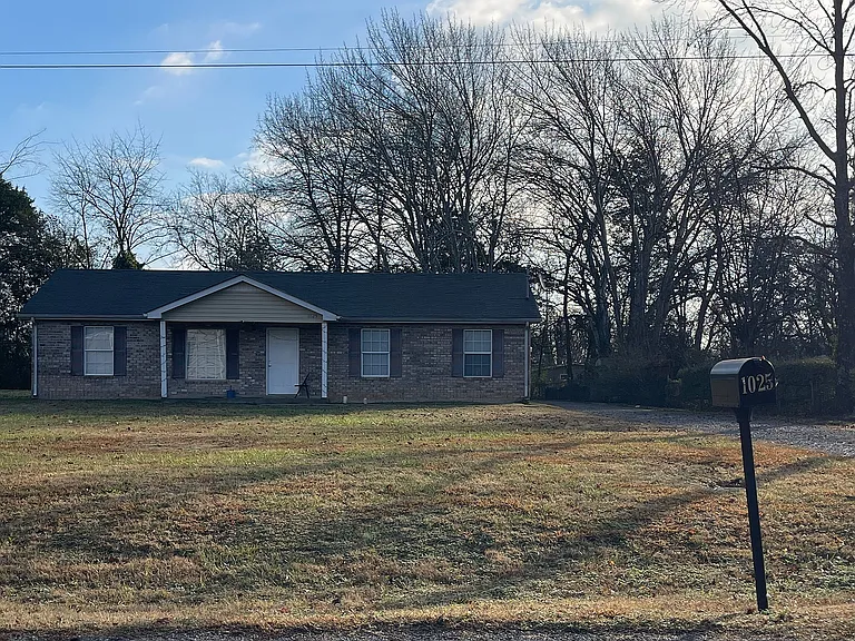 Rental house on Hunt in Murfreesboro Rental house on Hunt in Murfreesboro