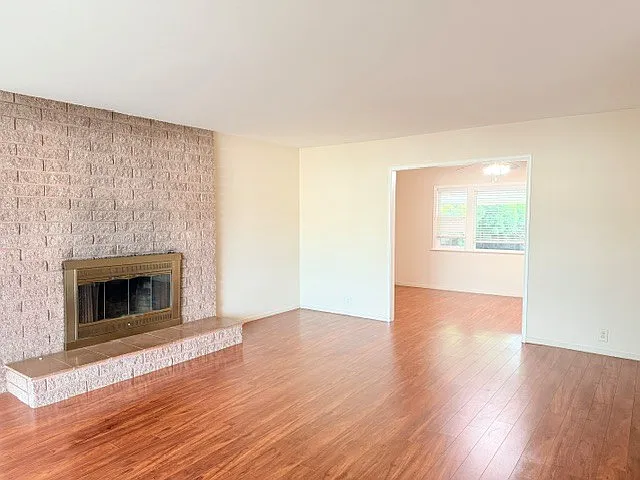 1746 Dewey St — Photo 7