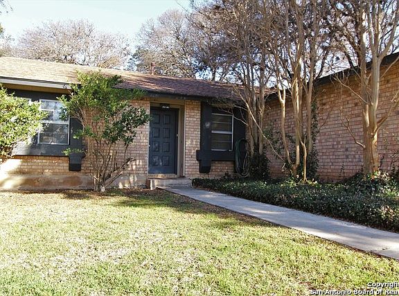 2nd image of 11814 Blythewood St