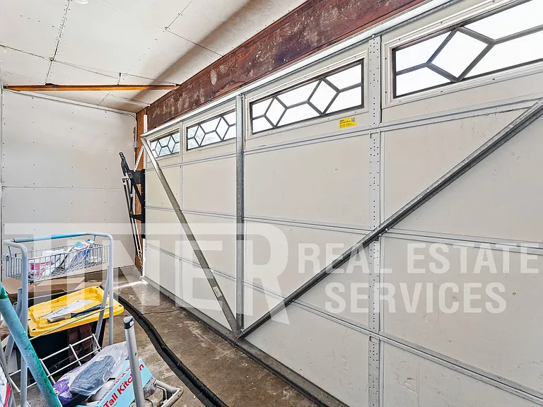 2815 Erin Dr — Photo 14