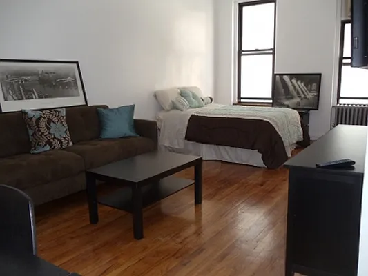 Rented by Citi Habitats | media 37