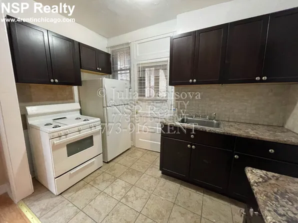 1323 W Estes Ave APT 41, Chicago, IL 60626