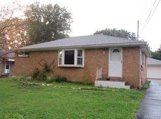 438 Rowley Rd, Depew, NY 14043