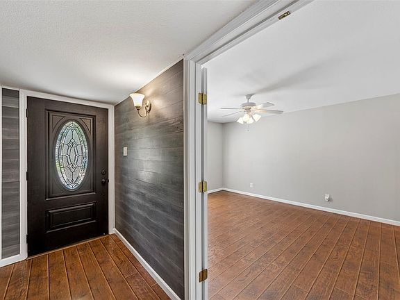 3rd image of 3503 Vista Oaks Dr