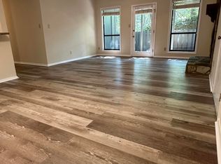 1866 Tryon Dr, Fayetteville, NC 28303