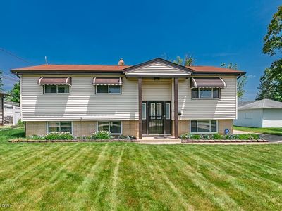 22901 Vera St, Warrensville Heights, OH, 44128