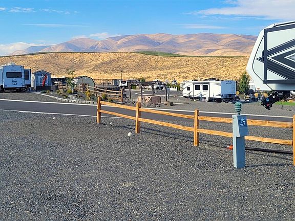 2nd image of 1769 Naches Wenas Rd #47