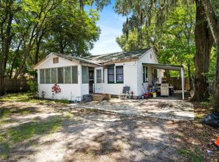 428 Hall St, Wildwood, FL 34785