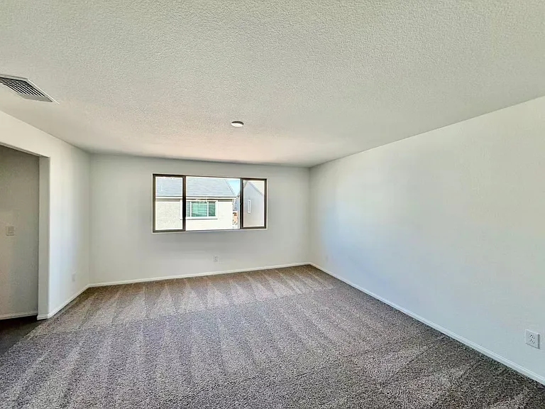 5956 Miller Ln — Photo 11