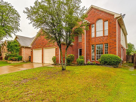 2nd image of 4625 Angelina Way