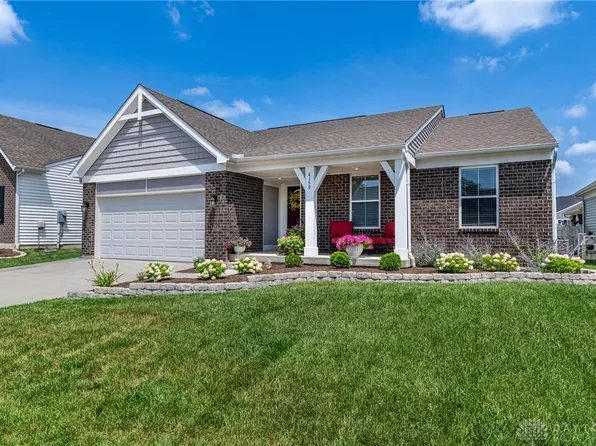 4159 Forestedge St, Tipp City, OH 45371