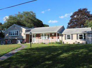 38 Hill Rd, Seekonk, MA 02771