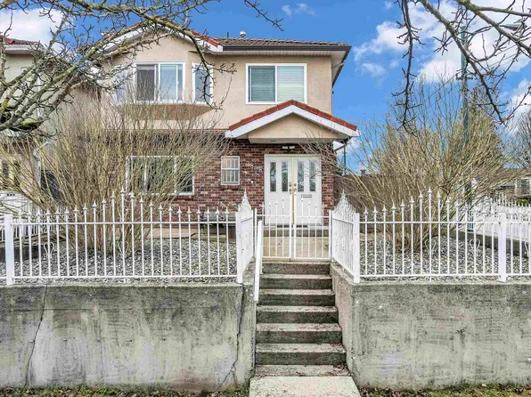 2808 Horley St, Vancouver, BC V5R 4R9