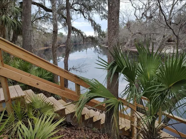 1707 SE Boundary Bend Trl, Lee, FL 32059