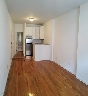Rented by Blana LLC | media 12