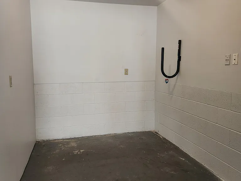 4517 College Way #L — Photo 11